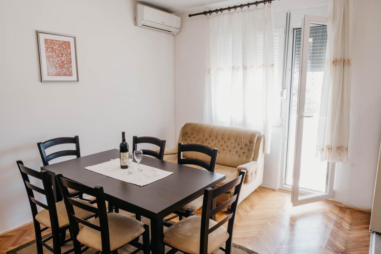 Apartment Bracovic - City Center بار المظهر الخارجي الصورة
