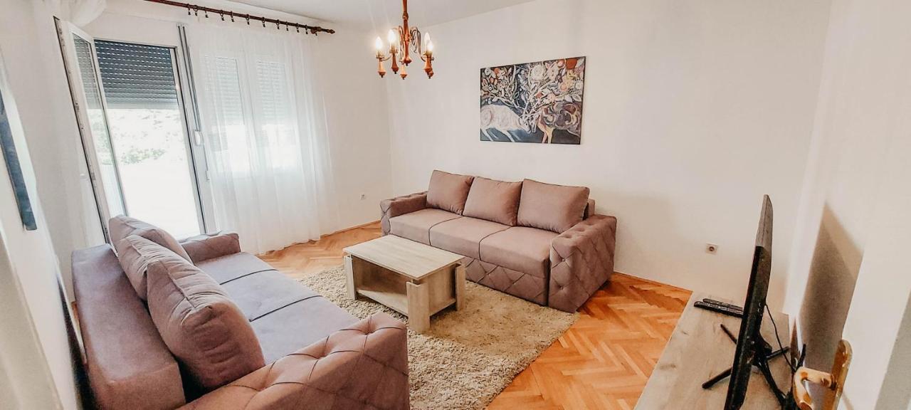 Apartment Bracovic - City Center بار المظهر الخارجي الصورة
